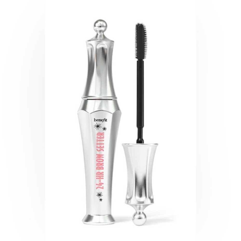 New Full size Benefit 24 Hour Brow Setter. Dual sided brush.  New, never used.